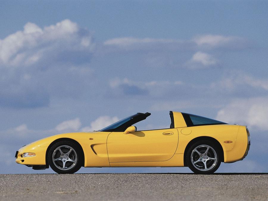  Chevrolet Corvette Coupe 1997 года  (EU) (фото 3 из 22)
